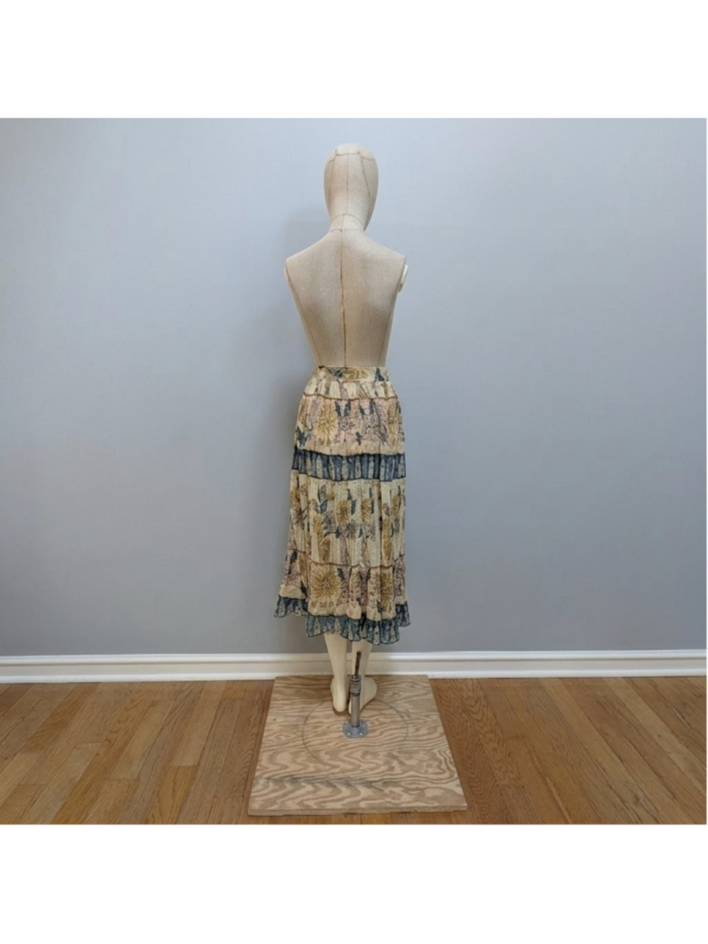 PHOOL Vintage Boho Floral Crinkle Cotton Tiered Elastic Maxi Skirt- Petite Small - Picture 3 of 8